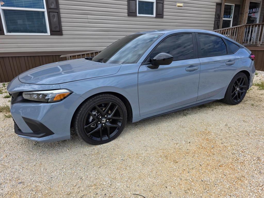 2024 Honda Civic Hatchback Sport's photo