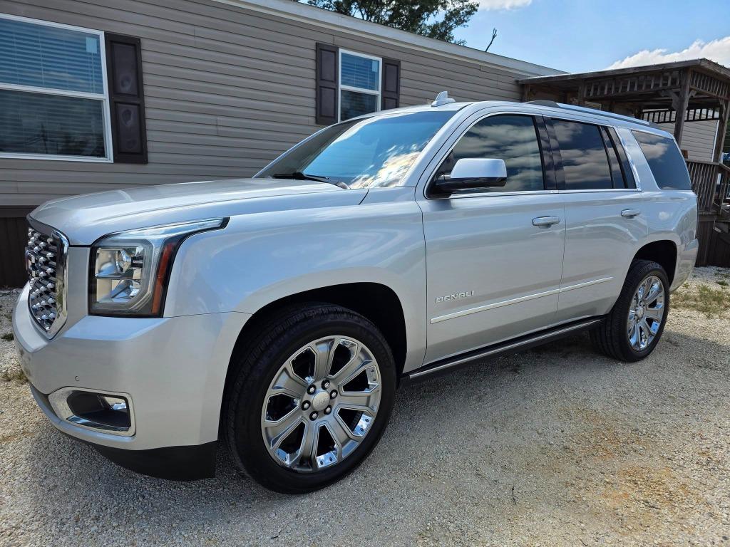 2019 GMC Yukon Denali's photo