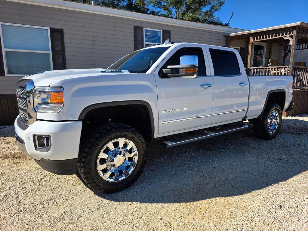 2019 GMC Sierra 2500 Denali HD Denali's photo