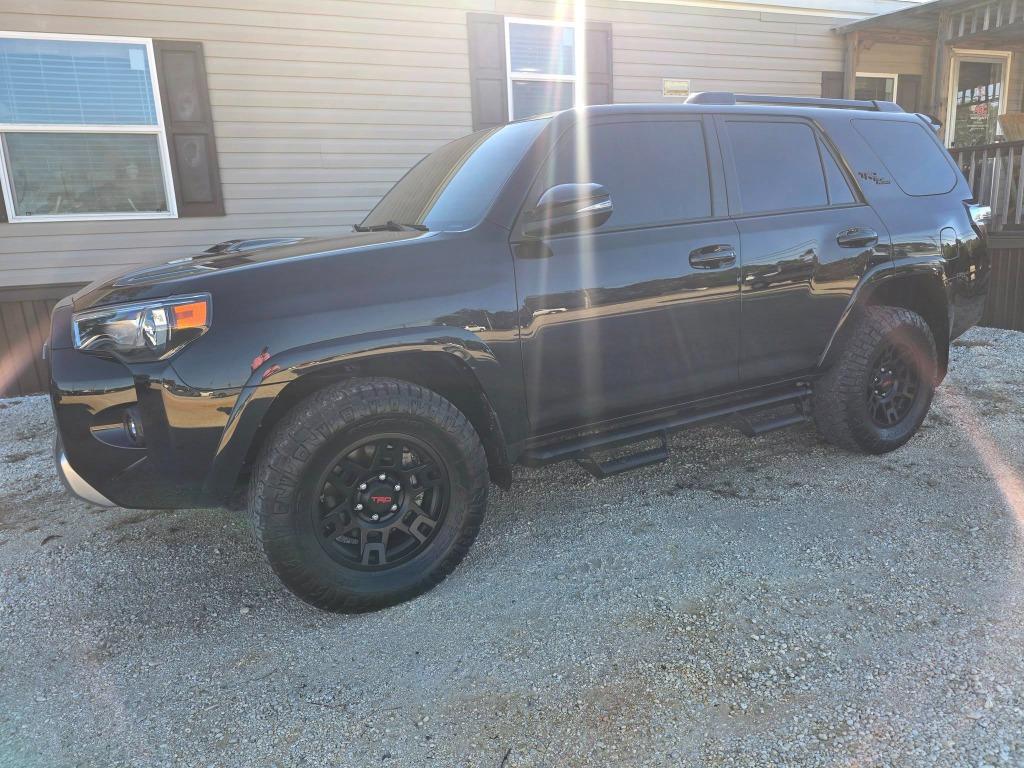 2023 Toyota 4Runner TRD Off-Road Premium's photo