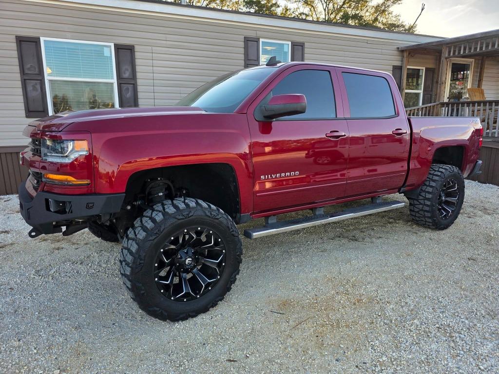 2018 Chevrolet Silverado 1500 LT's photo