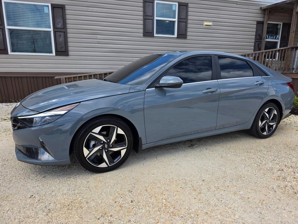 2023 Hyundai Elantra 2.0 Limited IVT SULEV's photo